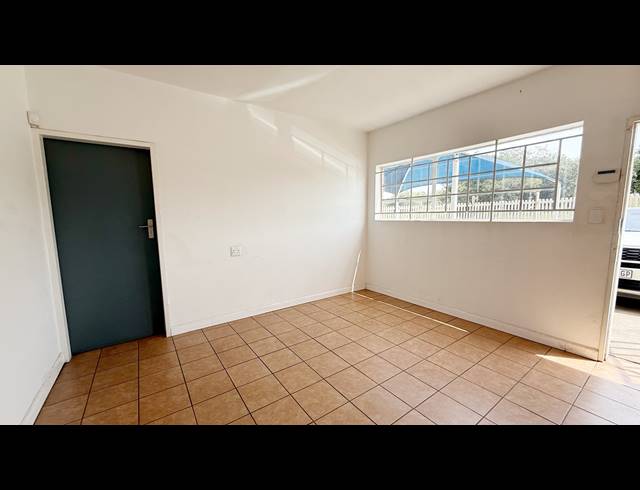 430M² WAREHOUSE TO LET IN WADEVILLE